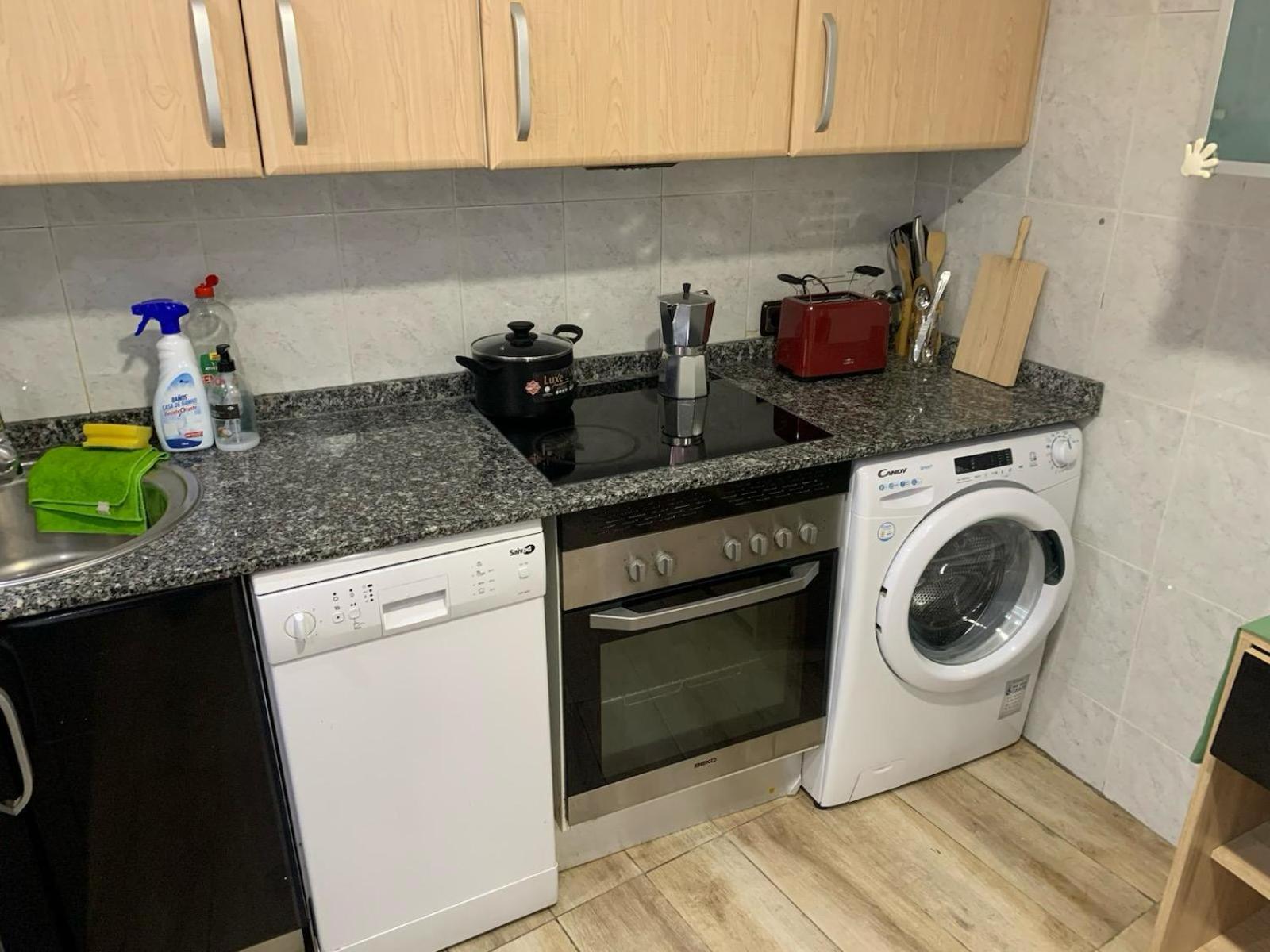 Apartmán Apartamento Completo Para 8 Personas A 5 Minutos Del Aeropuerto E Ifema Madrid Exteriér fotografie